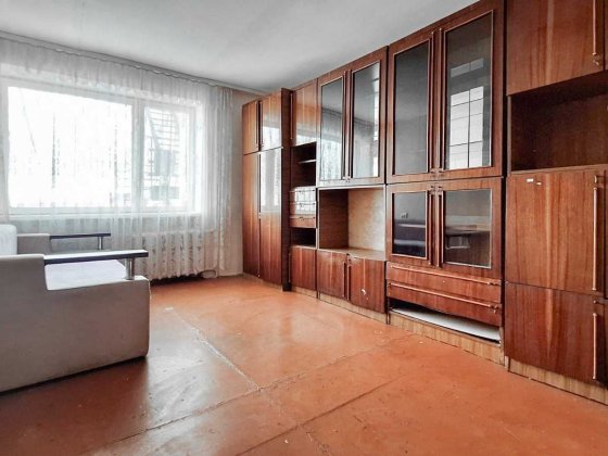 Продам кімнату в гуртожитку. Льонокомбінатівська, 15. Ровно