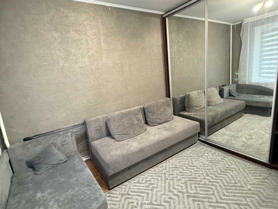 Продаж, кімната в гуртожитку, ремонт, меблі