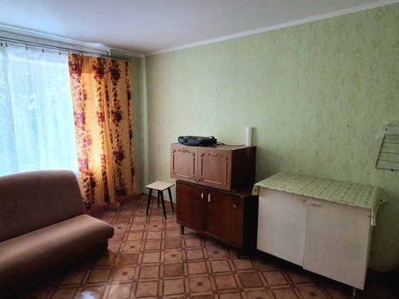 Продам кімнату в гуртожитку  район Голівуду