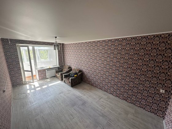 Продам Трехкомнатную квартиру в Корабельном районе (р-н 1 школы) Николаев