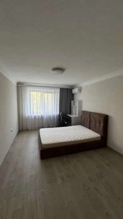 Продаж 1-кімнатної квартири на Подолі, вул. Юрківська, 18. - фото 1