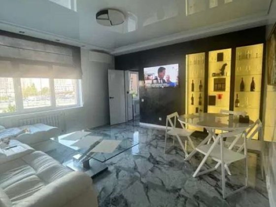 Продаж 3-кімнатної квартири на вул. Юнацька, 2 в ЖК ParkLand Киев