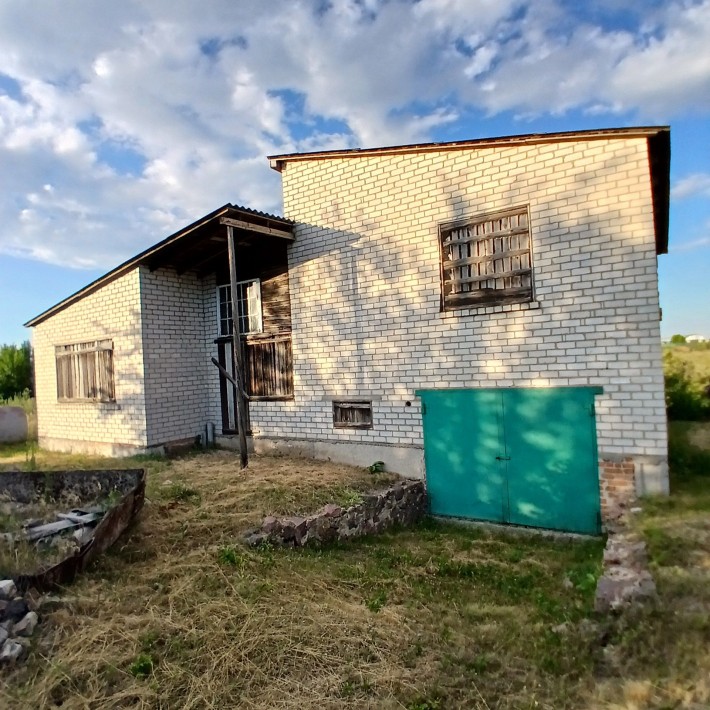 Продам будинок район 8 -ї школи вул.степова 144 - фото 1