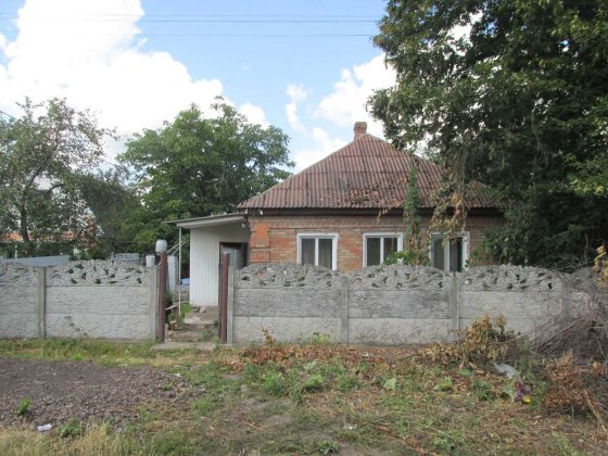 Продам газифікований будинок по вулиці Кам'яній ( колишня назва вул. Сакко і Ванцетті, р-н Користівс
