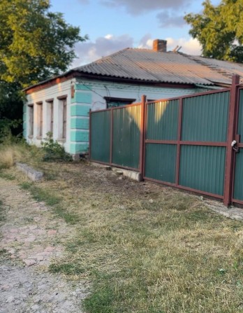 Продається великий будинок з просторою земельною ділянкою - фото 1