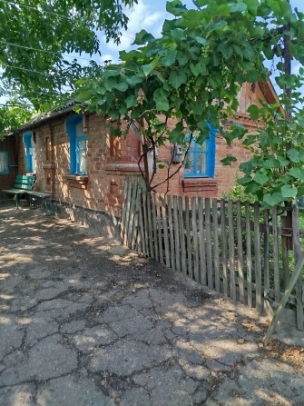 Продам  земельну ділянку зі старою хатою. - фото 1