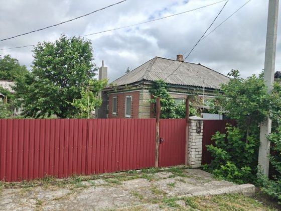 Продам будинок по вул.Войнівська