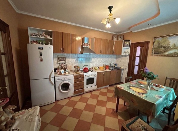 Продам отдельные полдома с мебелью и техникой - фото 1