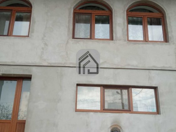 Продається гарний , новий будинок у місті Берегово Берегово