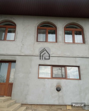 Продається гарний , новий будинок у місті Берегово - фото 1
