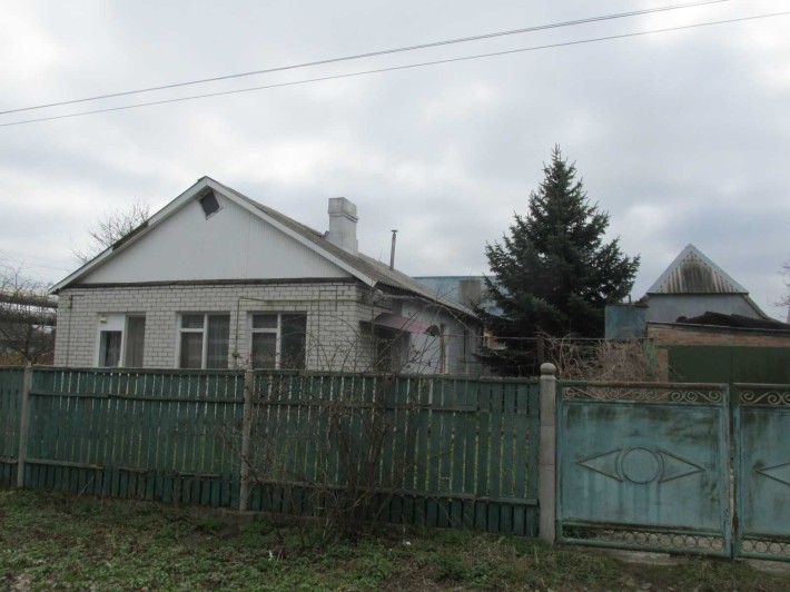 Продам частину будинку по вул. Тітова ( район Дитячої лікарні) - фото 1