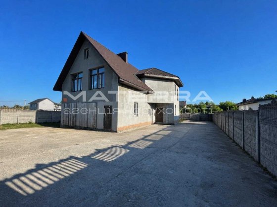 Продаж капітального будинку 350 м² 14 соток у гарній локації! Боярка
