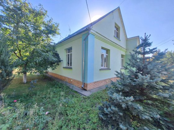 Продам гарний будинок 95м2 в Новій Боярці на ділянці 9 соток