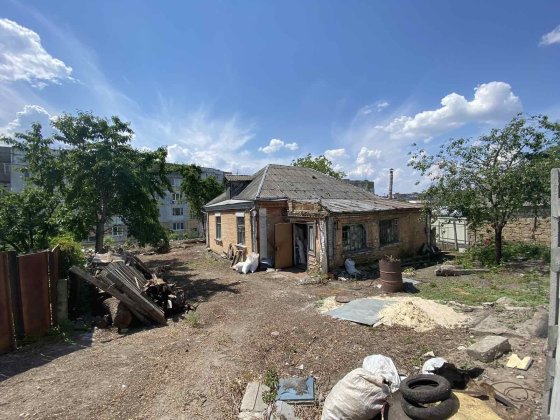 Продам будинок + 7.5 сот.землі в самому центрі !!! Васильків