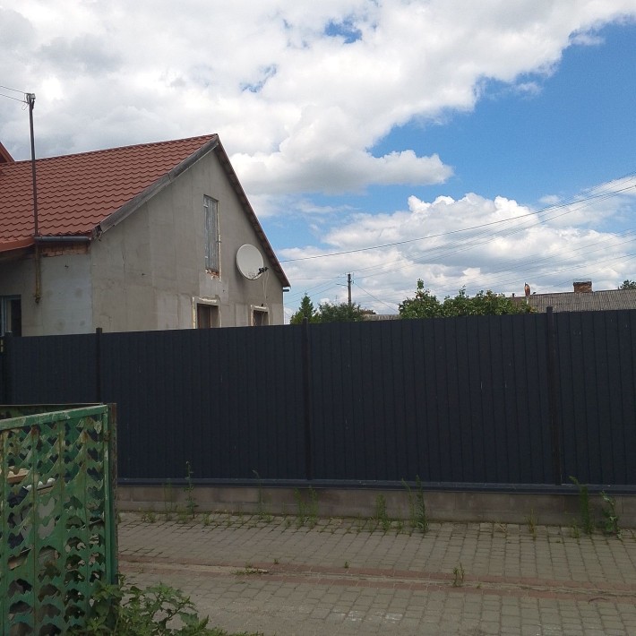 Продам частину будинку з цегли - фото 1