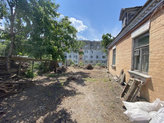 Будинок в центрі, земельна ділянка, хата, житло Васильков