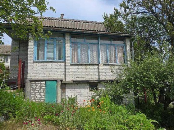Продається дача в садовому товаристві “Радар” Васильків
