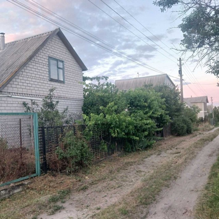 Продам дачний будинок - фото 1
