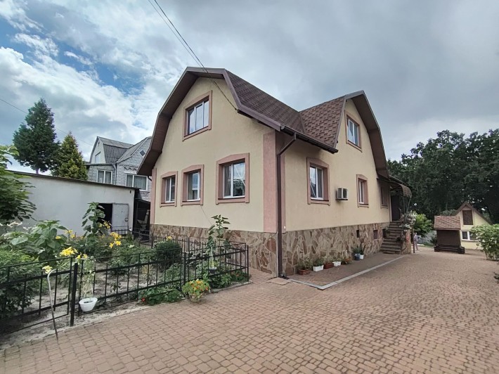 Продається цегляний будинок в мальовничому місці Василькова. 120000$ - фото 1