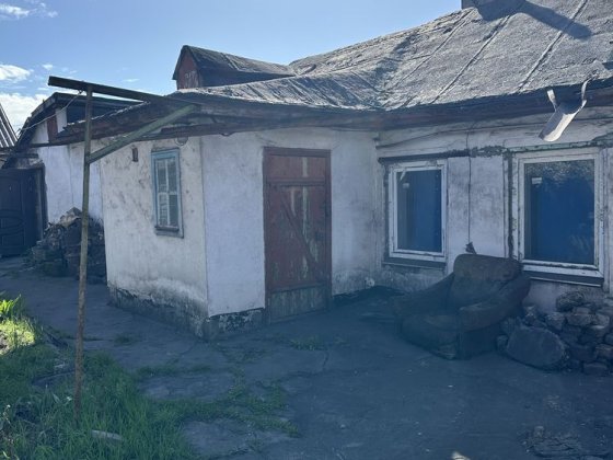 Дом с общим двором Кам'янське