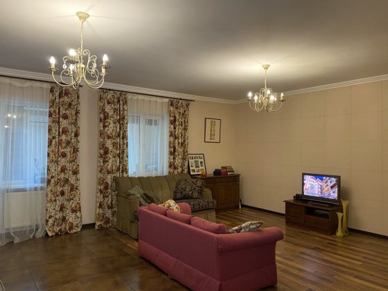 Продаж таунхауса з власною ділянкою в закритому котеджному містечку Дідовиця-2. Вишгород