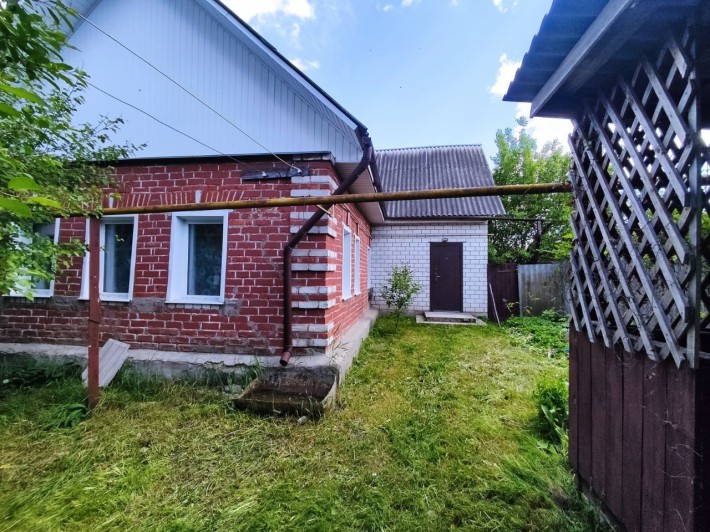 Продам великий світлий будинок м. Глухів - фото 1