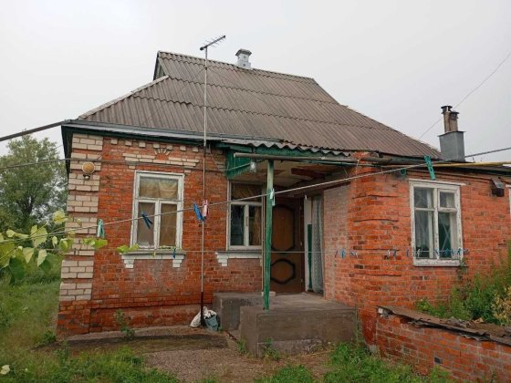 Продам капітальний, цегляний будинок в Дергачах