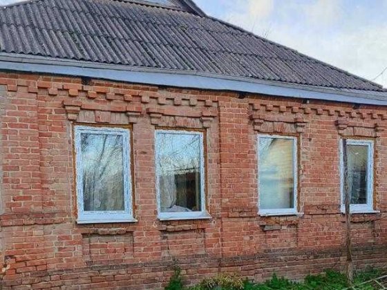 Продам будинок в Дергачах р-н Стадіону, зручності, 4 кімнати + кухня Дергачи