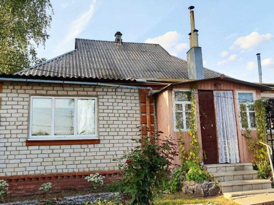 Терміновий продаж цегляного будинку у центрі Дергачів. Дергачи