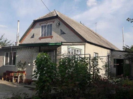 Продам цегляний будинок в центрі Дергачів Дергачи