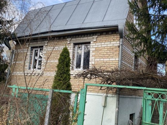 Дачний будинок з прекрасним видом Гостомель