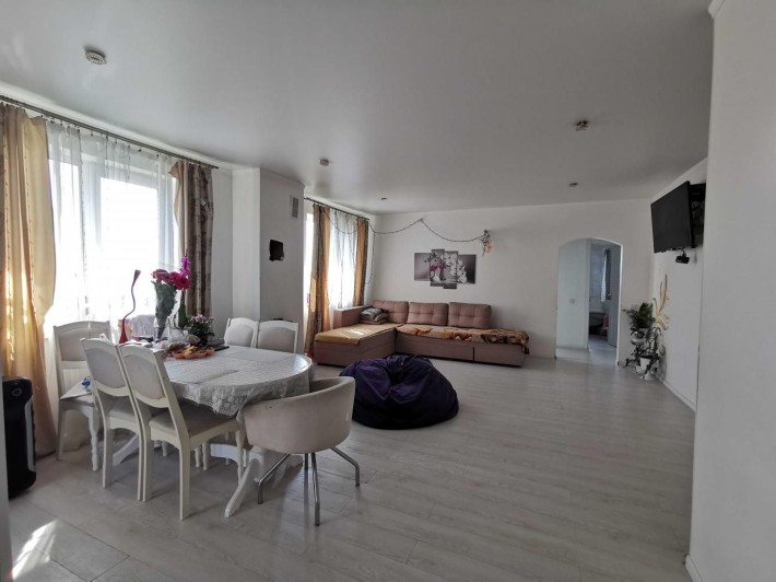 Продам будинок 95 м², 3 кімнати, 5,64 сотки – Гостомель вул. Вишнева 139 б - фото 1
