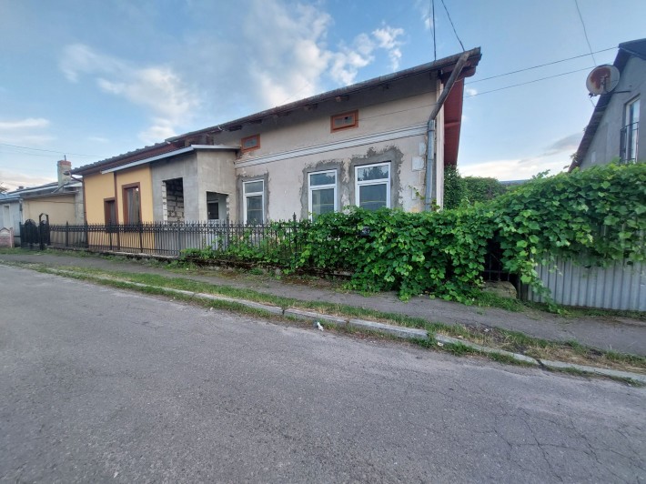 Продаж 1/2 будинку 89м2 ділянка 16 сот вул. Тарнавського м. Дрогобич - фото 1