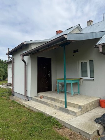 Продаж затишного будинку у селі Ролів - фото 1