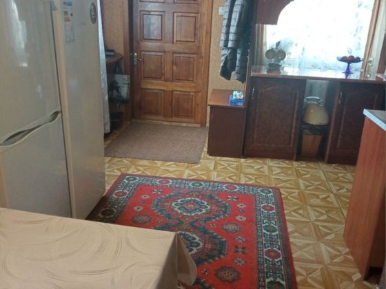 Продам часину будинка в центрі Зміїва Змиев