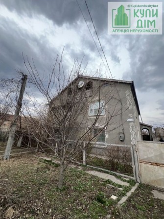 Продам двоповерховий будинок у м. Знам'янка можна по сертифікату. - фото 1