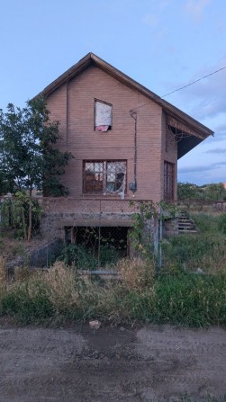 Дом дачный участок судоремонтный - фото 1