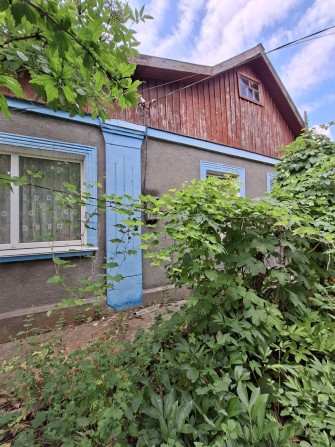 Продам ДОМ на центральной улице - фото 1