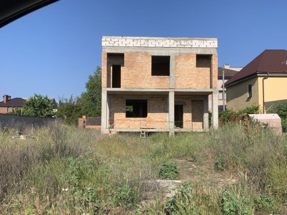 Недобудовай будинок Чорноморськ