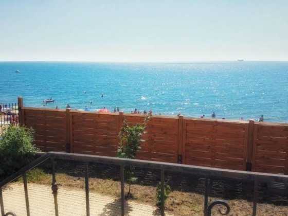Дом 1 линия от моря Черноморск