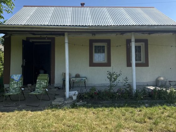 Продається будинок в с. Мале Залісся