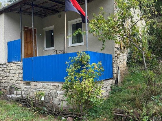 Продам 1\2 буд. Старе місто