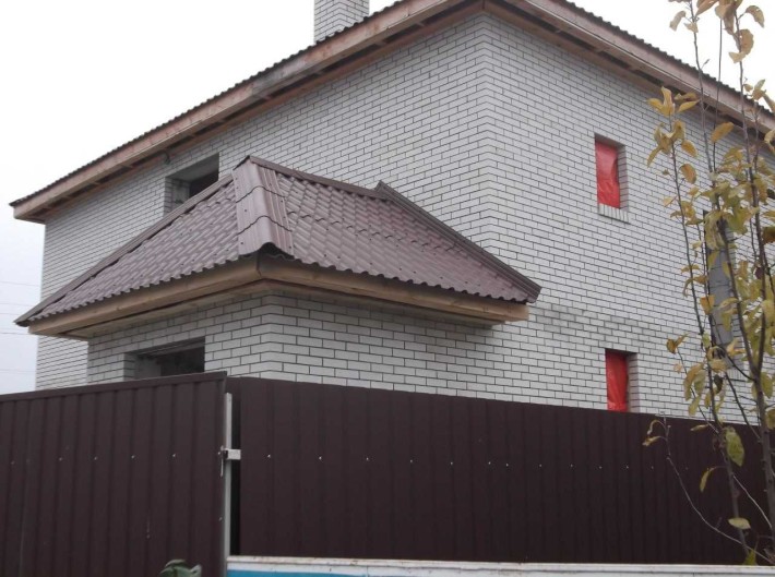 Продам двоповерховий будинок у Каневі - фото 1