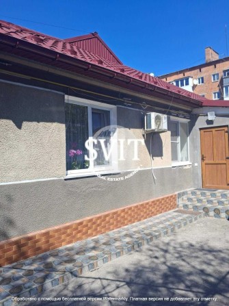 Продам частину будинку в центрі міста - фото 1
