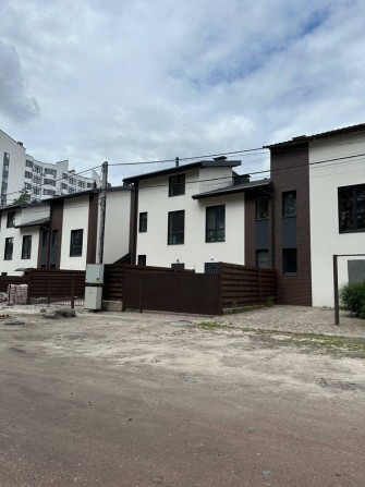 Таунхаус 100 м² з новим ремонтом! Газ, тераса з видом на парк, ЖК «Лісове» - фото 1