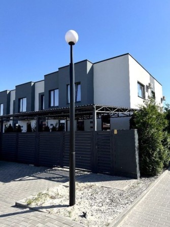 Продаж стильного таунхауса 120 м² у Гостомелі | ремонт, меблі, власна ділянка - фото 1