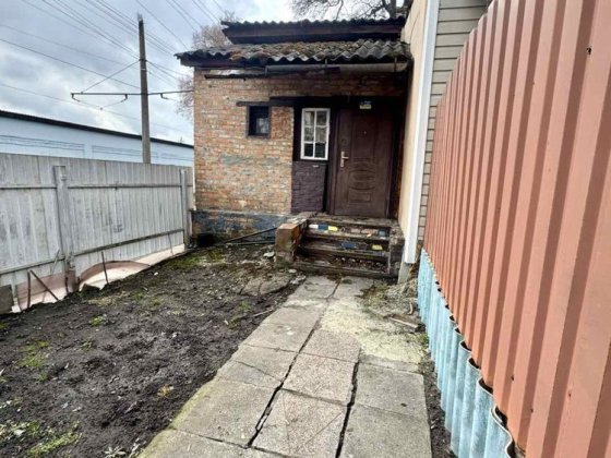‼️Продаж частини 1/3 будинку ‼️ Конотоп