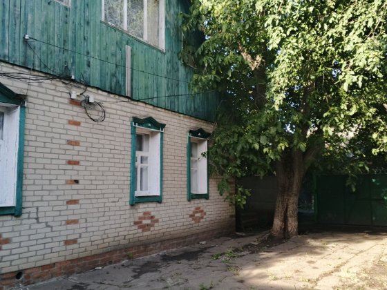 Продажа уютного дома г.Мерефа , гараж , флигел . Мерефа