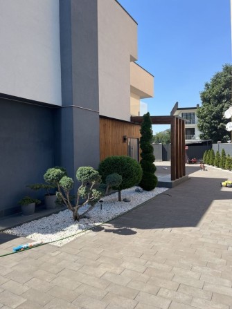 Новий автономний VIP-будинок 229 м² у самому центрі Мукачева - фото 1