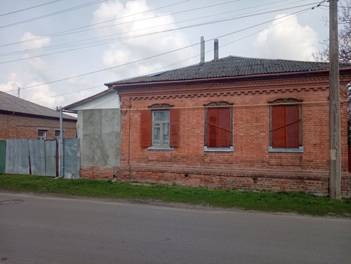 Частина будинку в центрі міста по вул. Гімназійна - фото 1